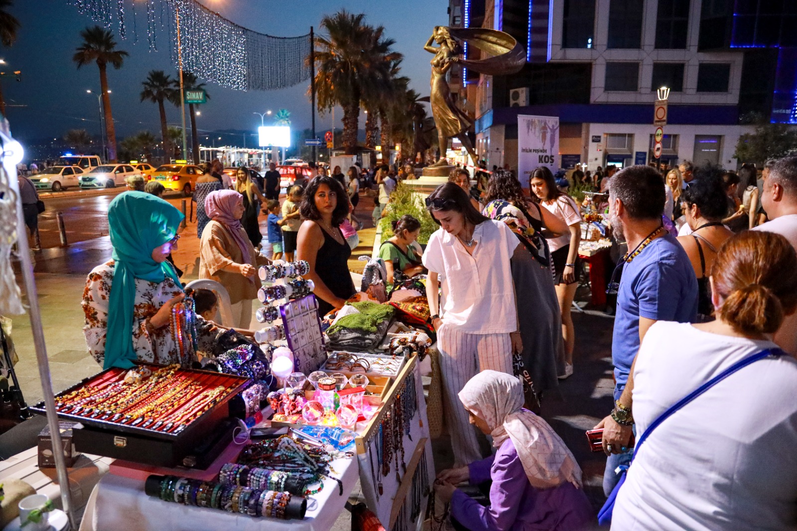 Karşıyaka Belediyesi, yaz akşamlarını renklendirecek ve kadın üreticilere ekonomik destek