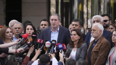 DEM Parti heyeti, "Terörsüz Türkiye" süreci kapsamında siyasi partilerle görüşmelerini