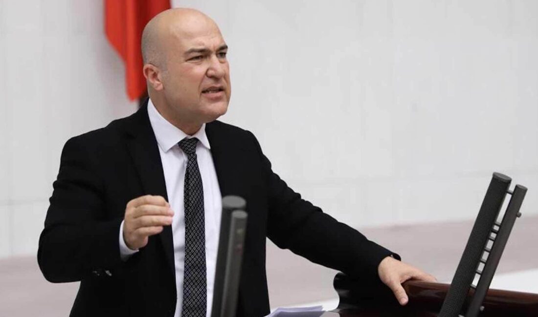 CHP Genel Başkan Yardımcısı Murat Bakan, İçişleri Bakanı Ali Yerlikaya’ya