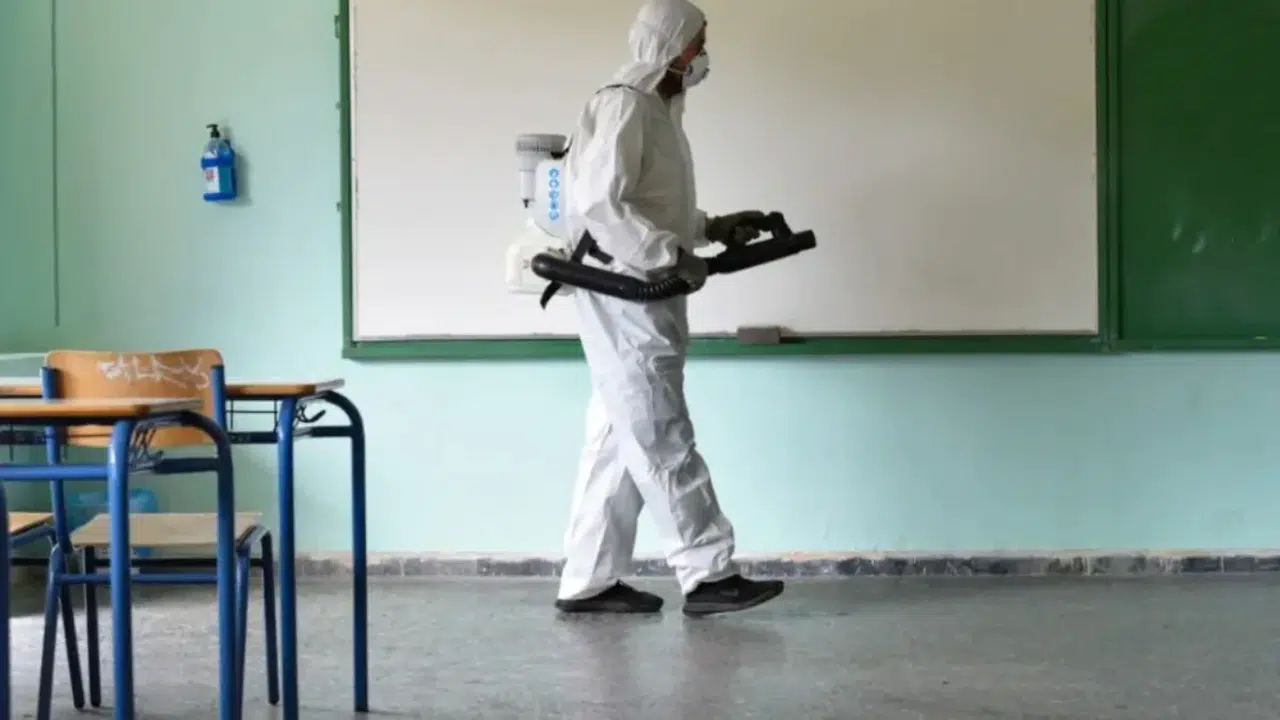 Strep A bakterisinin hızla yayılması nedeniyle Yunanistan’da 9 okulda eğitime