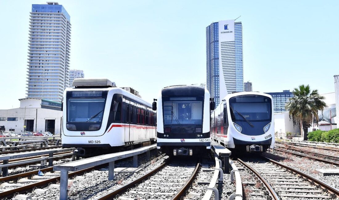 22 Mayıs 2000’de 11 kilometrelik hat uzunluğuyla hizmete başlayan İzmir