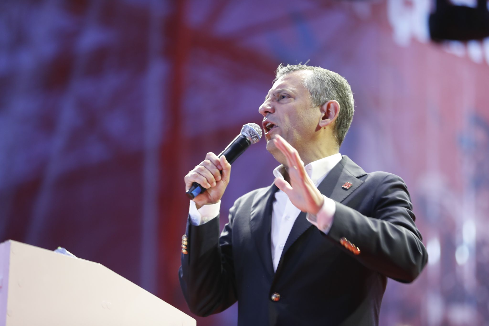 CHP'nin "Millet iradesine sahip çıkıyor" mitinglerinin 19 Mayıs Atatürk'ü Anma,