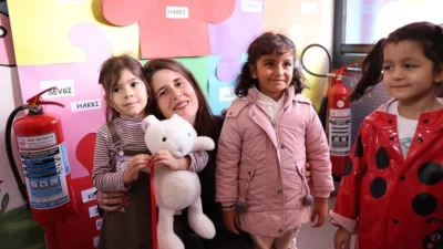 Çeşme Belediye Başkanı Lal Denizli, 3-6 yaş çocuklar için hazırlanan