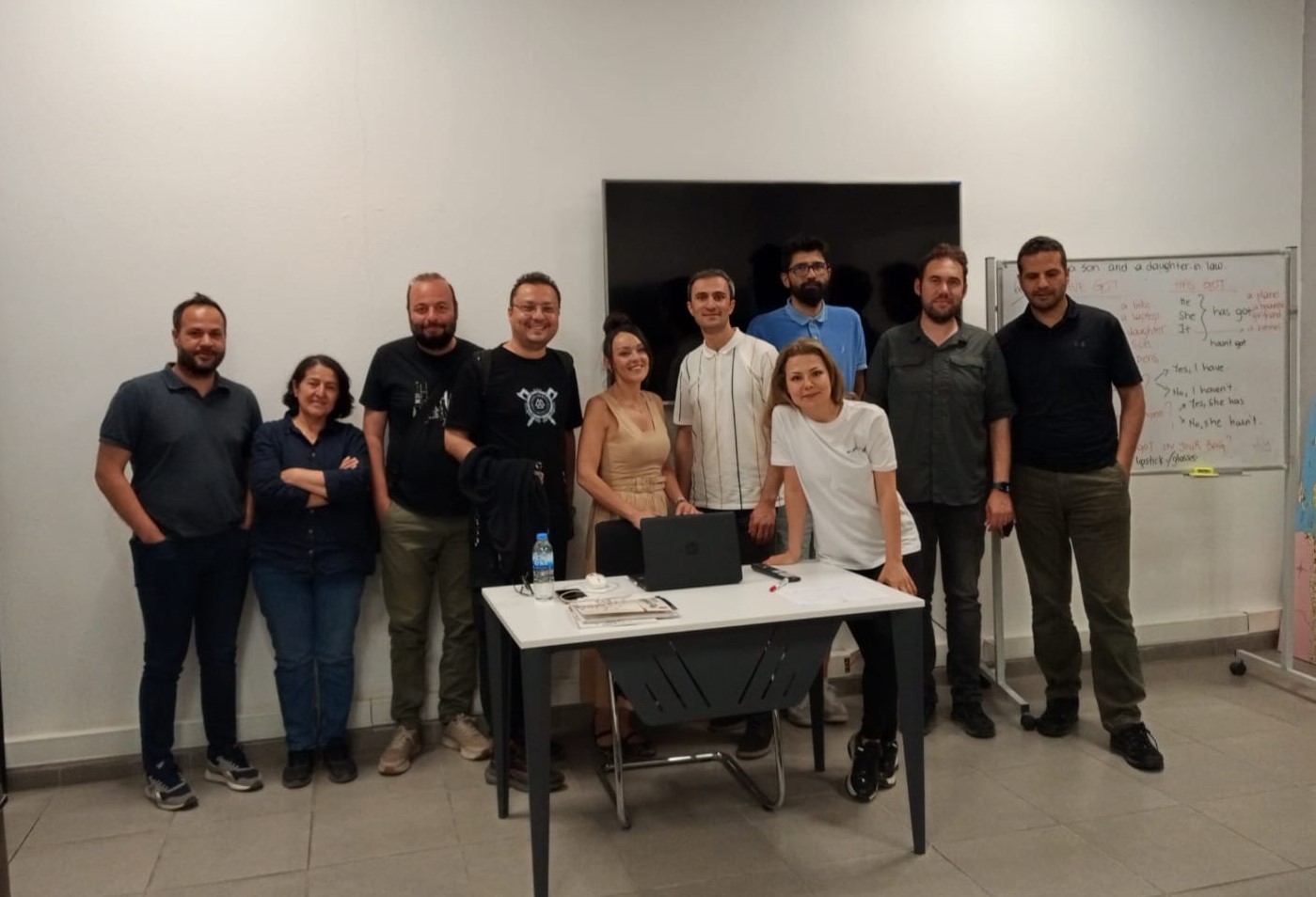 İzmir Gazeteciler Cemiyeti ile TED iş birliğinde yürütülen “Gazeteciler için