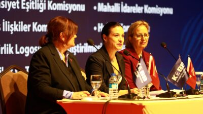 Kıyı Ege Belediyeler Birliği toplantısında konuşan Efes Selçuk Belediye Başkanı
