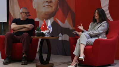 Başkan Denizli, İzBBŞT Genel Sanat Yönetmeni ve usta tiyatrocu Levent