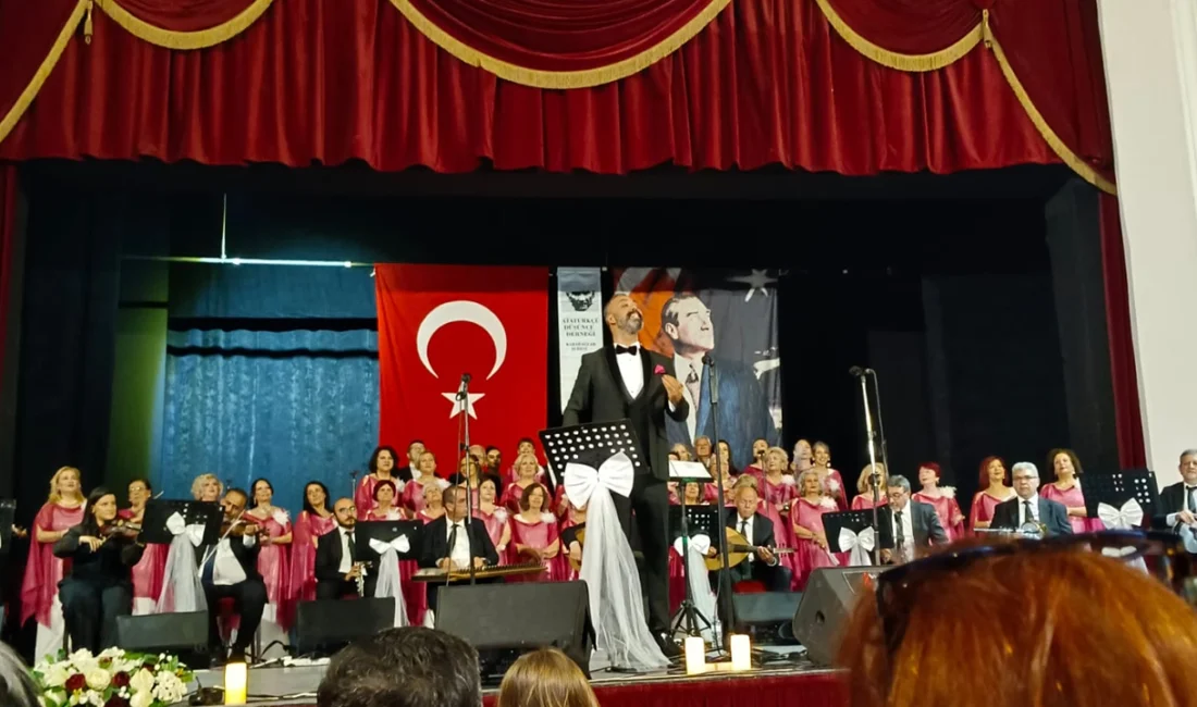 Atatürkçü Düşünce Derneği Karabağlar Şubesi’nin Türk Sanat Müziği korosu, “Baharın