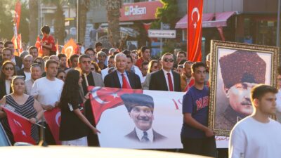 Kemalpaşa’da 19 Mayıs Atatürk'ü Anma, Gençlik ve Spor Bayramı, yüzlerce