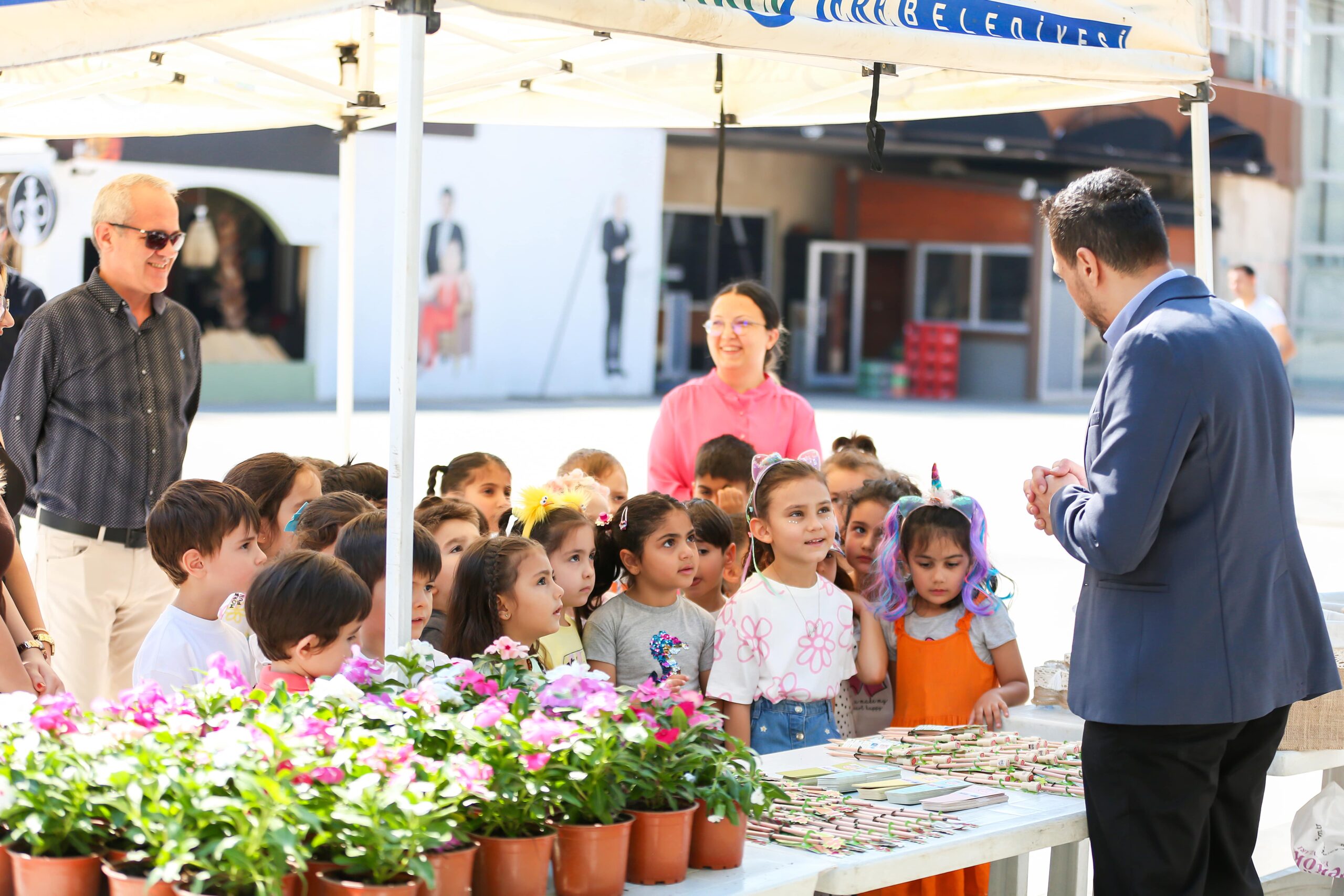 Çevreye duyarlı nesillerin yetişmesine katkı sunmayı ve sıfır atık bilincini