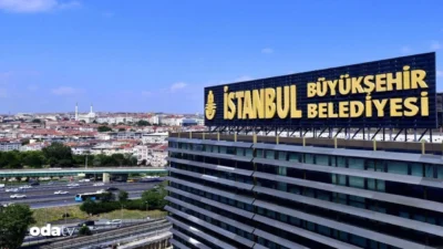 İstanbul Büyükşehir Belediyesi’ne yönelik yolsuzluk soruşturması kapsamında sabah erken saatlerde