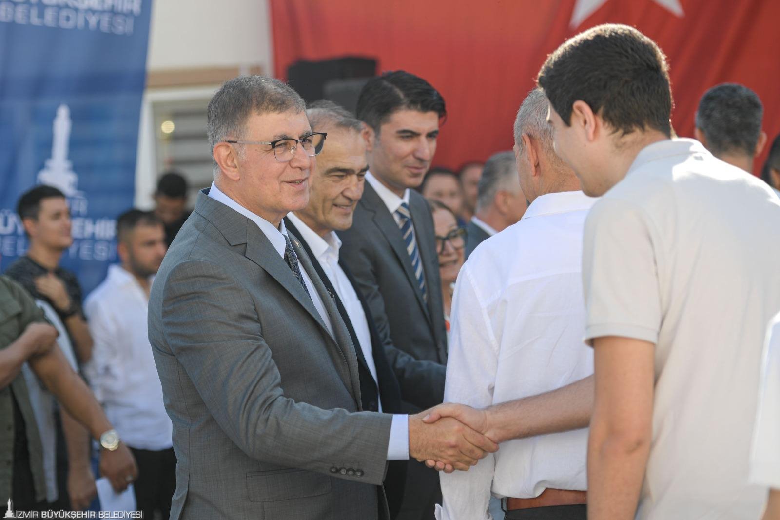 İzmir Büyükşehir Belediye Başkanı Dr. Cemil Tugay, Kurban Bayramı öncesi