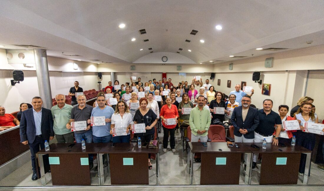 Afetlere karşı hazırlıklı ve bilinçli bir toplum hedefiyle Karşıyaka Belediyesi