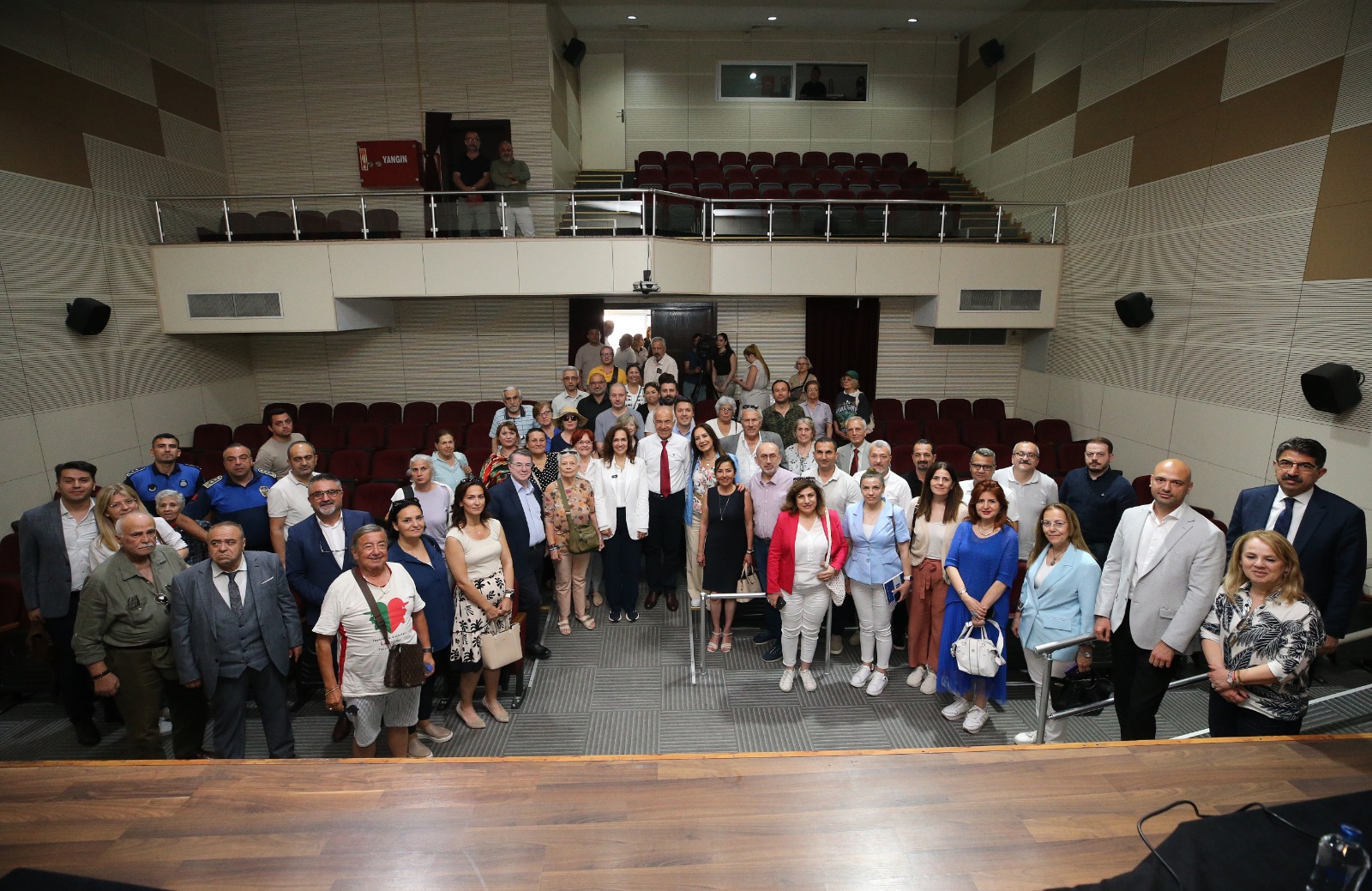 Katılımcı ve yerinden yönetim anlayışını esas alan Karşıyaka Belediyesi, Vatandaş