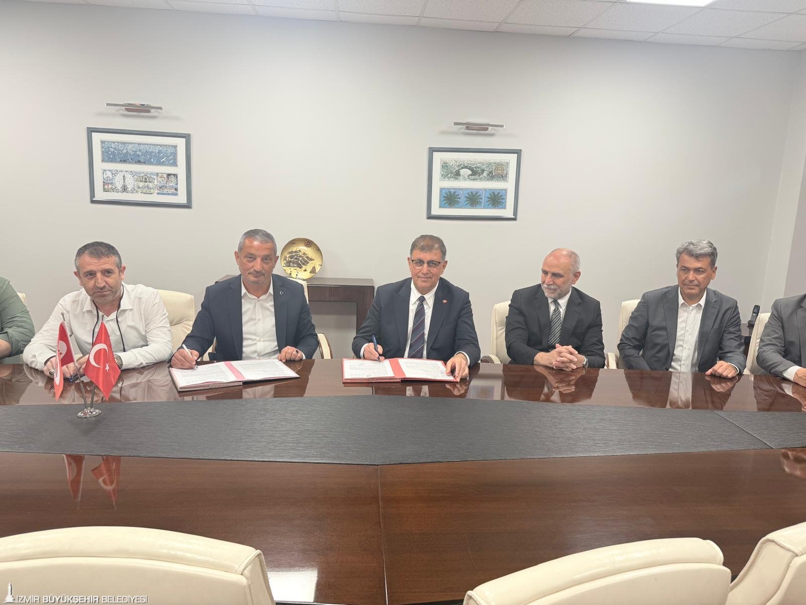 İzmir Büyükşehir Belediyesi iştiraklerinden Metro AŞ’de toplu sözleşme görüşmeleri sonunda