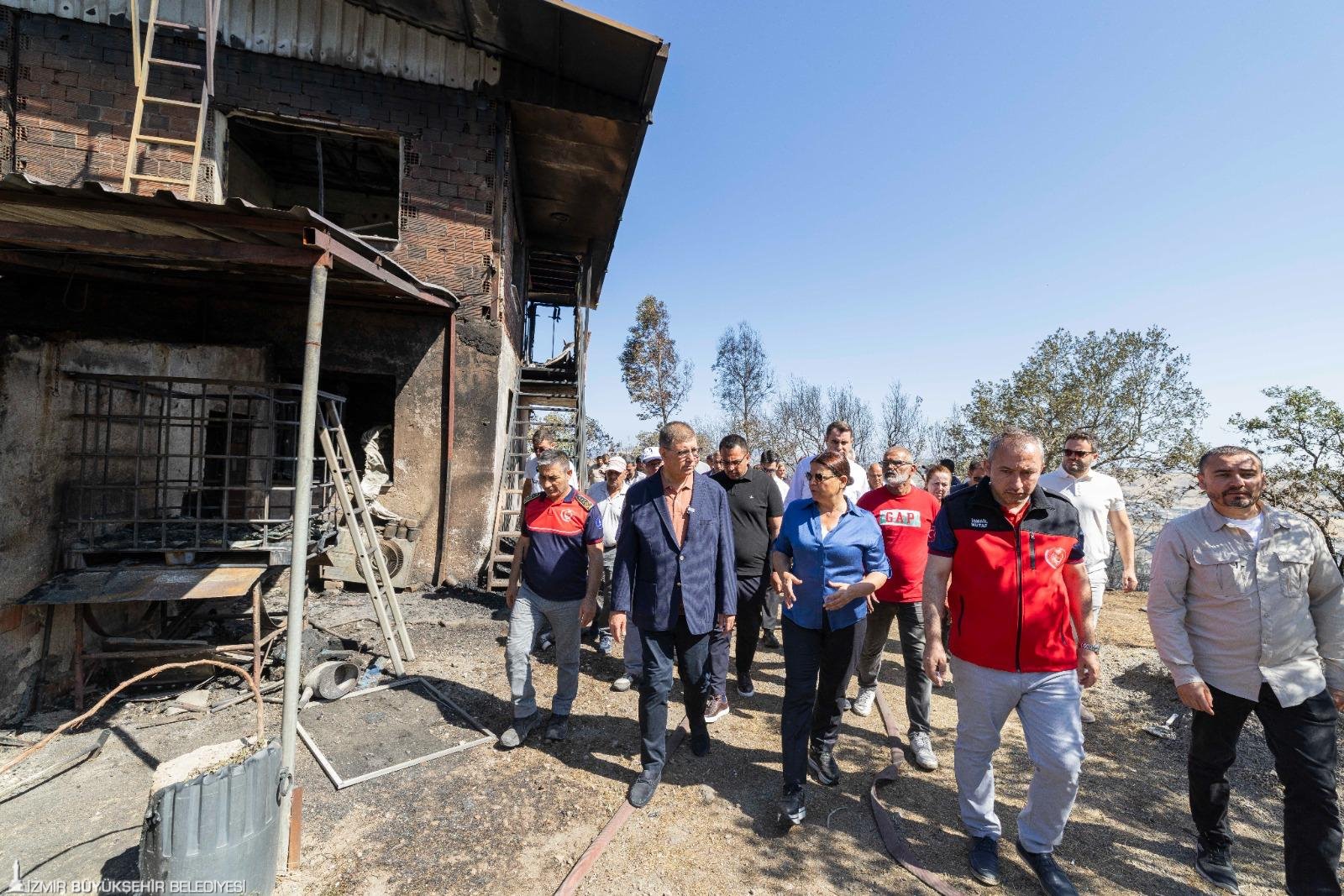 İzmir Büyükşehir Belediyesi Aliağa Bozköy ve Foça Ilıpınar’da orman yangınından