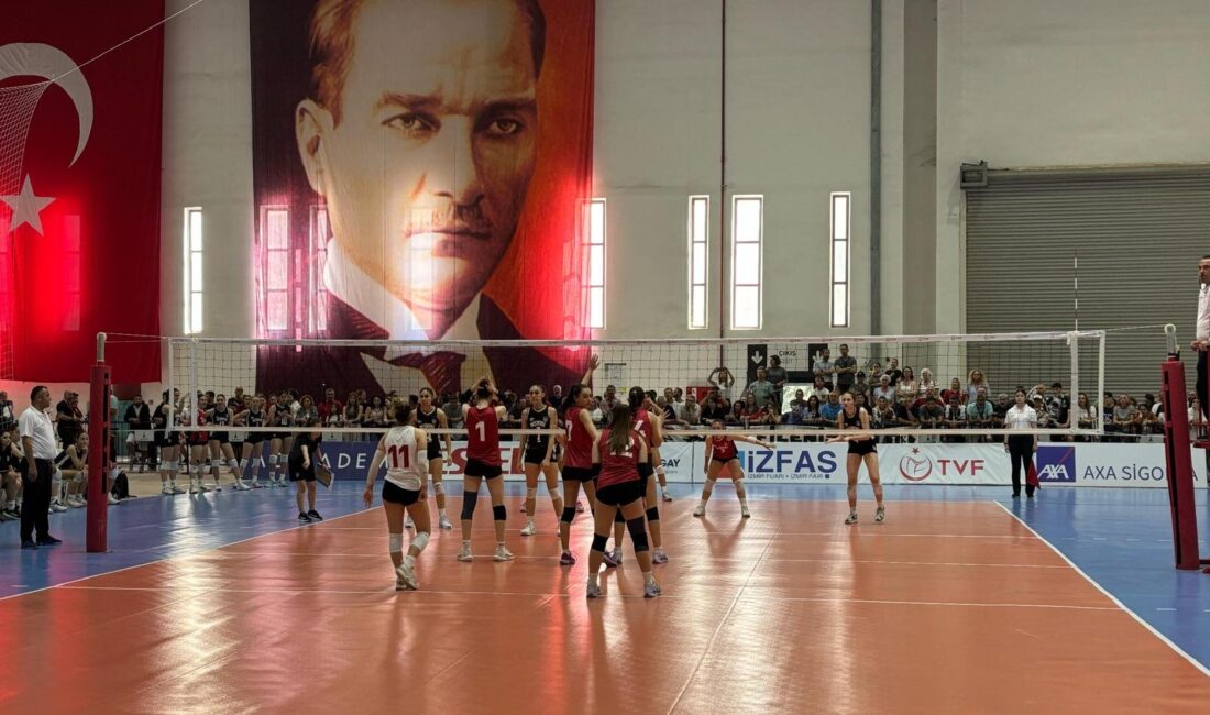 İzmir Büyükşehir Belediyesi ile Türkiye Voleybol Federasyonu’nun iş birliğiyle düzenlenen