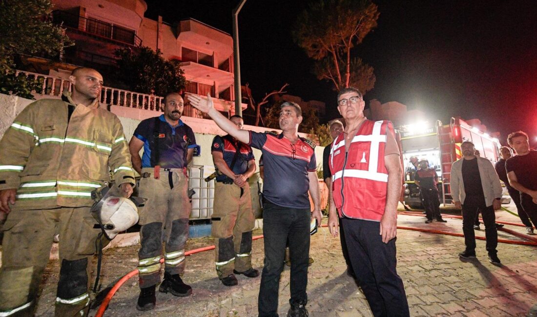 İzmir’i etkisi altına alan yangınlara müdahale çalışmaları kesintisiz devam ediyor.