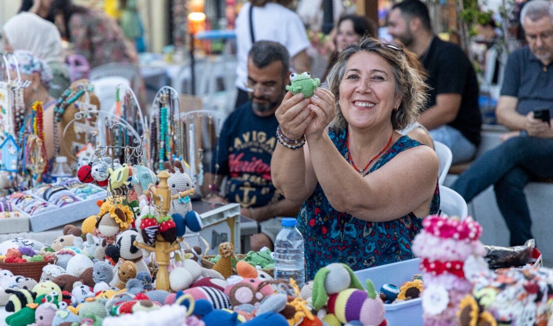 Kadın üreticileri desteklemek ve yaz akşamlarını renklendirmek amacıyla Karşıyaka Belediyesi
