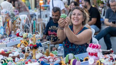 Kadın üreticileri desteklemek ve yaz akşamlarını renklendirmek amacıyla Karşıyaka Belediyesi