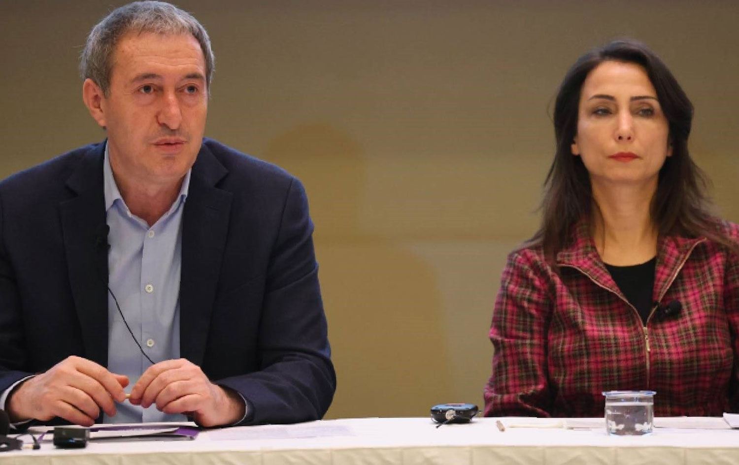 DEM Parti, Eş Genel Başkanları Hatimoğulları ve Bakırhan'ın Ekrem İmamoğlu'nu