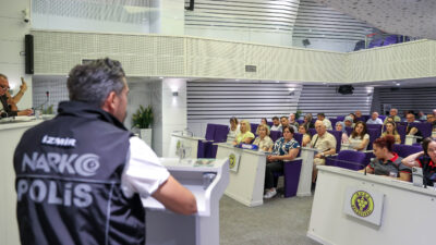 Buca Belediyesi, toplumu tehdit eden madde bağımlılığına karşı topyekûn mücadele