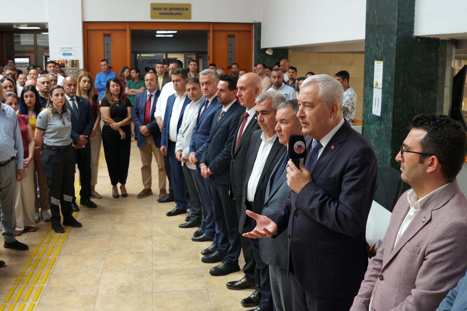 Kemalpaşa Belediye Başkanı Mehmet Türkmen, Kurban Bayramı öncesi Kaymakamlıkta protokol