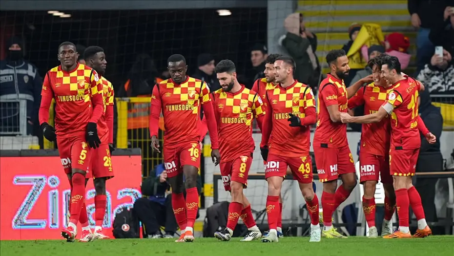 Göztepe, Brezilyalı stoper Allan Godoi, Vitoria’dan golcü Janderson ve Ürdün’ün