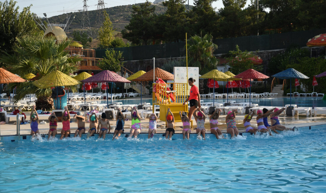 Karabağlar Belediyesi, Yaz Spor Okulları kapsamında özel gereksinimli çocuklara yönelik