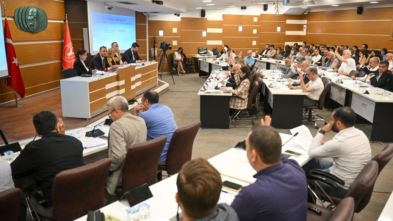 Bornova Belediyesi, Sivas Katliamı’nda hayatını kaybeden 33 aydını anmak için