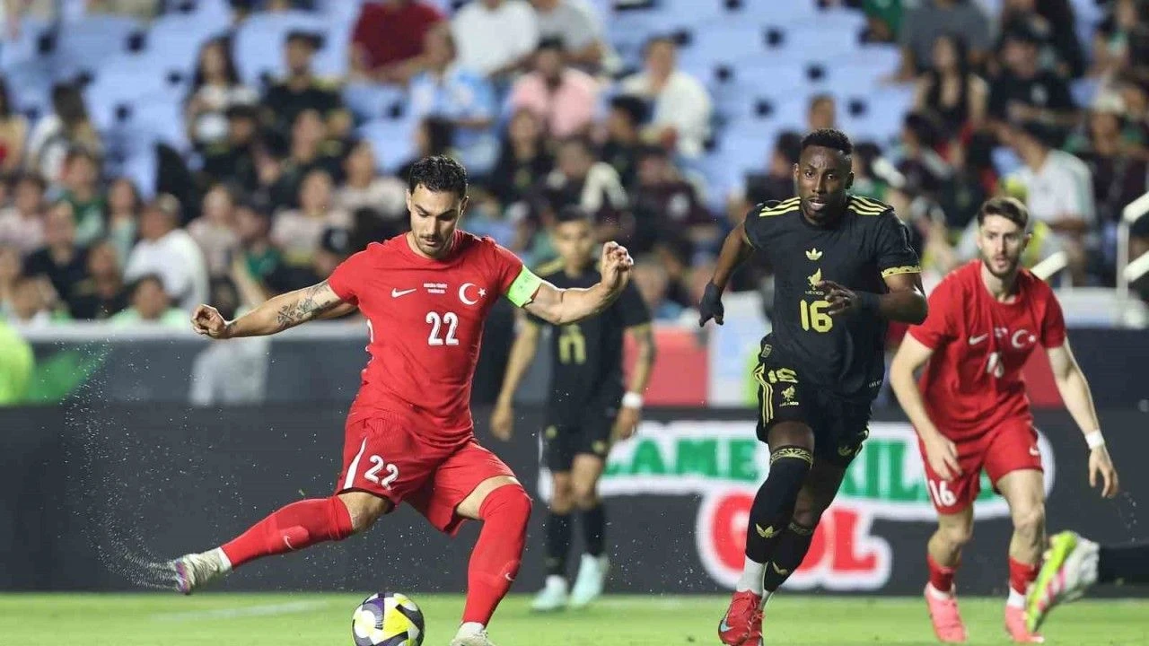 A Milli Futbol Takımı'mız, ABD kampındaki ikinci hazırlık maçında Meksika'ya