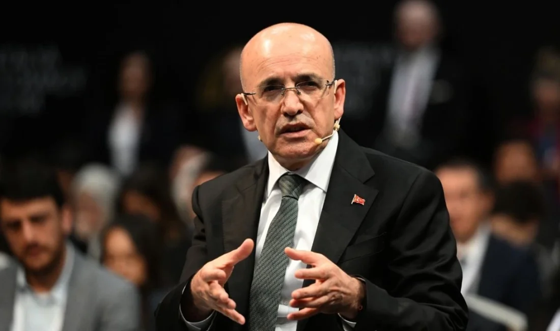 Mehmet Şimşek, faizleri enflasyon oranında düşüreceklerini açıkladı. Şimşek'in açıklamalarına göre