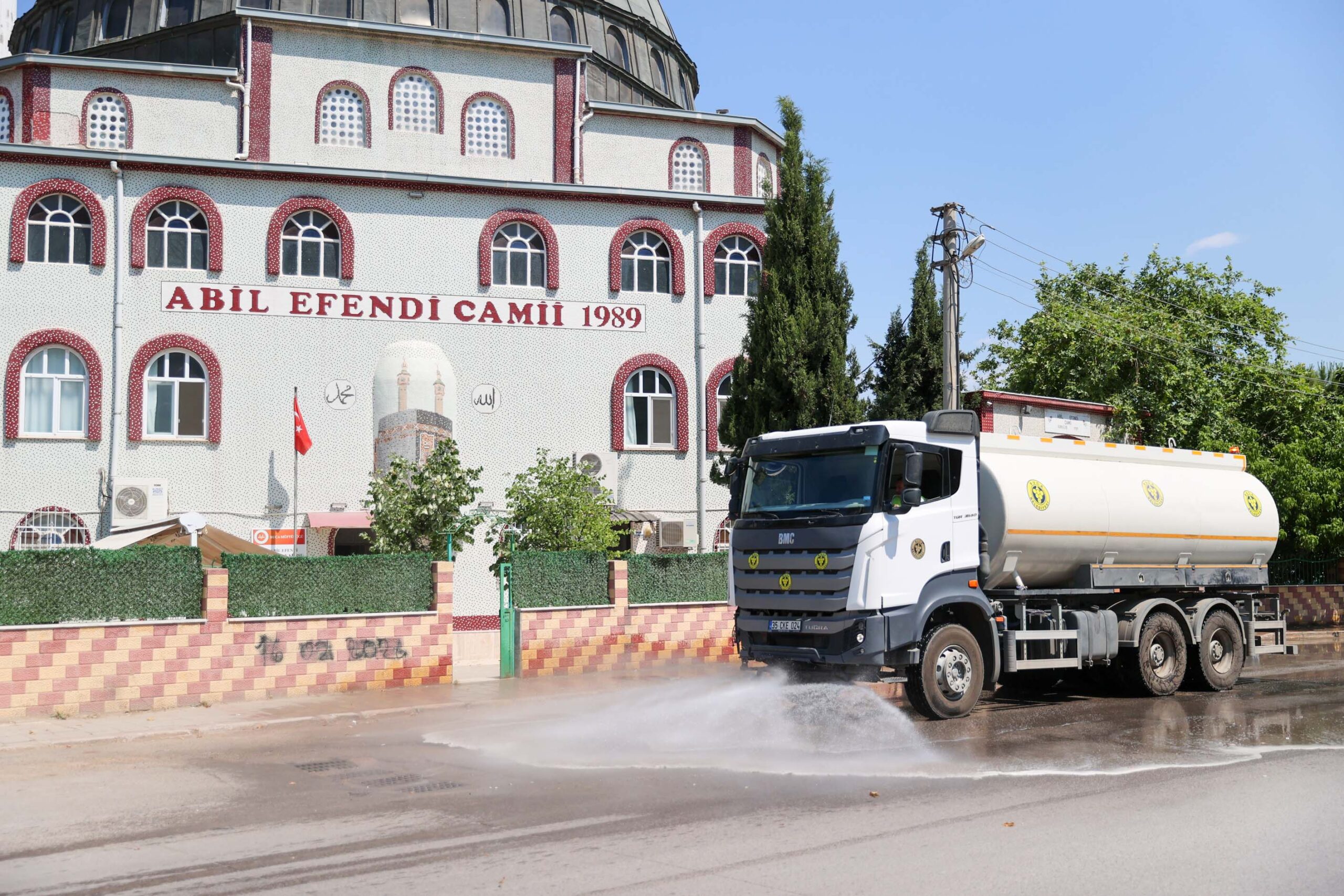 Buca Belediyesi, Kurban Bayramı öncesi kent genelinde temizlik ve denetim