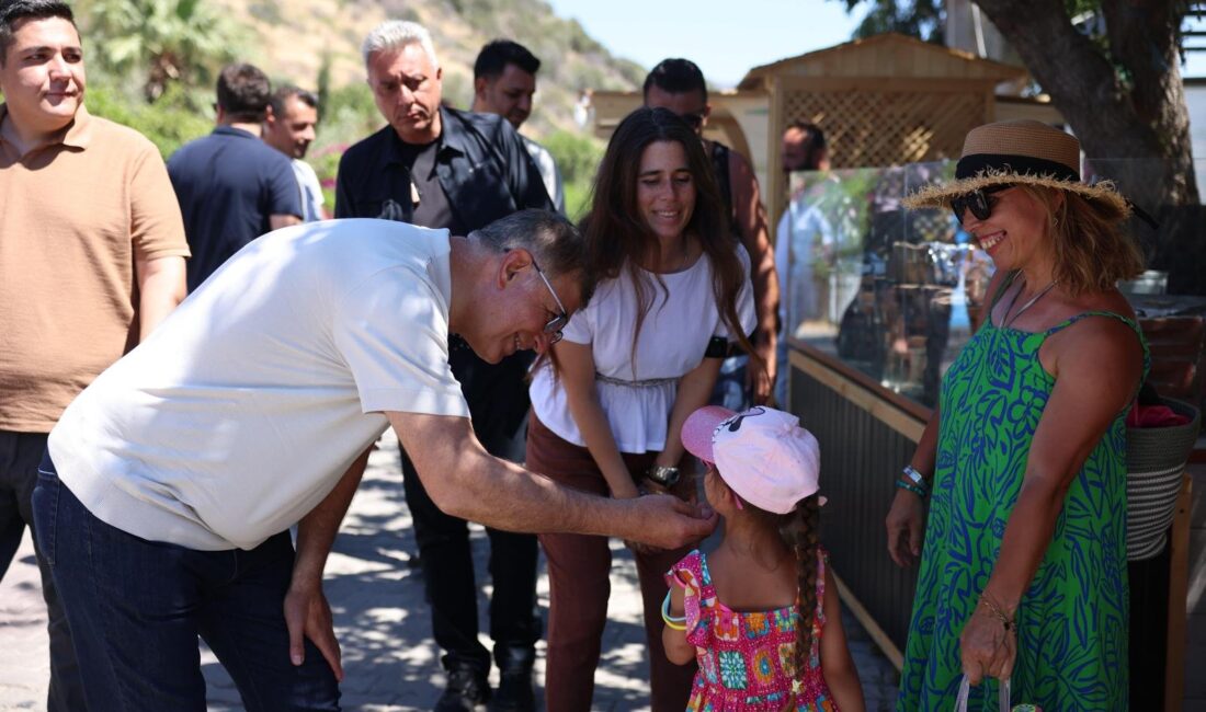 İzmir Büyükşehir Belediye Başkanı Dr. Cemil Tugay, Çeşme ve Urla'da