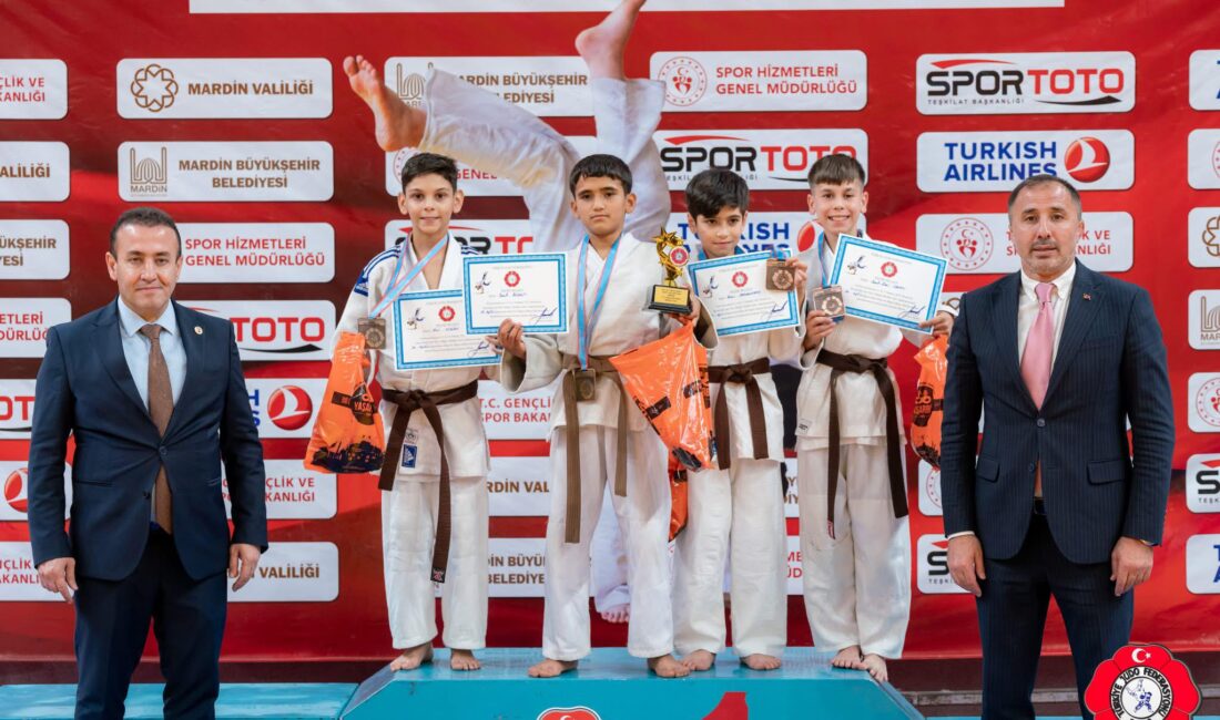 Karşıyaka Belediye Spor Kulübü, Mardin’de düzenlenen Minikler Türkiye Judo Şampiyonası’nda