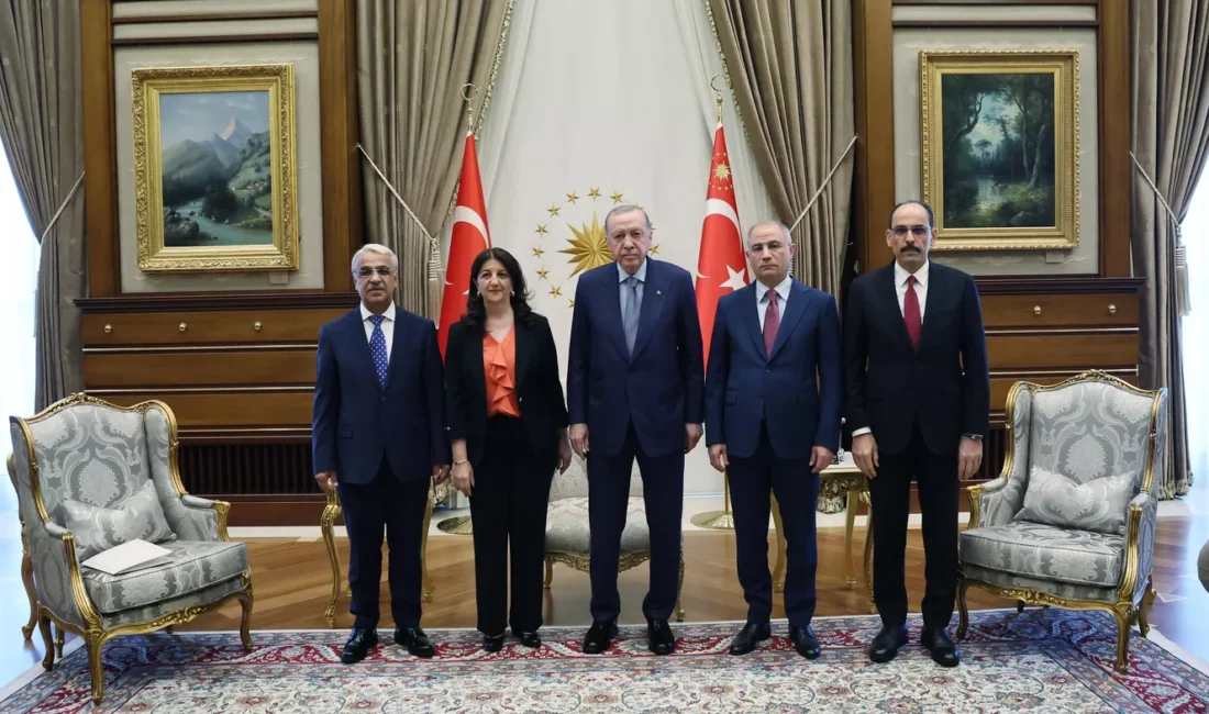 Cumhurbaşkanı Erdoğan, DEM Parti heyeti bir araya geldi. Görüşme yaklaşık