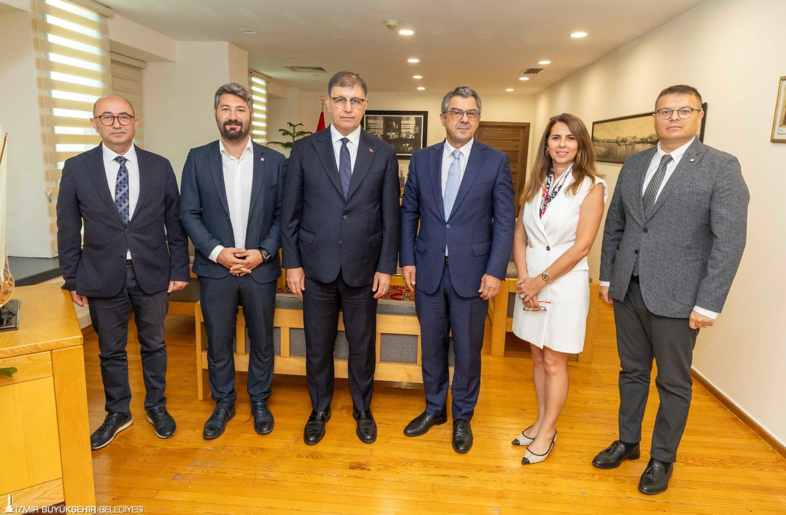 İzmir ile kardeş şehir Bremen arasındaki ekonomik ilişkiler yeni bir