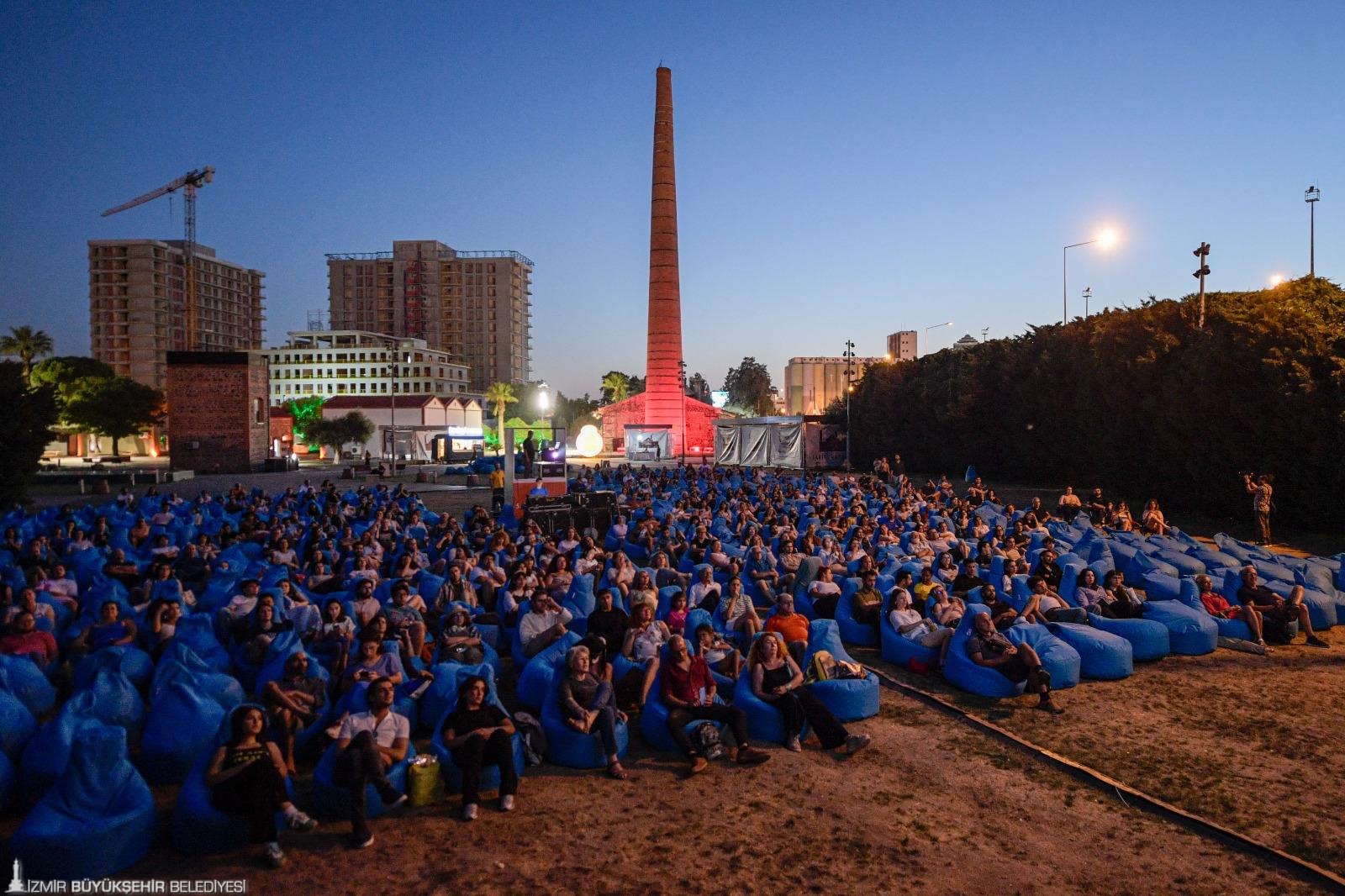 İzmir Büyükşehir Belediyesi ağustos ayında İzmir’in dört bir yanında birbirinden
