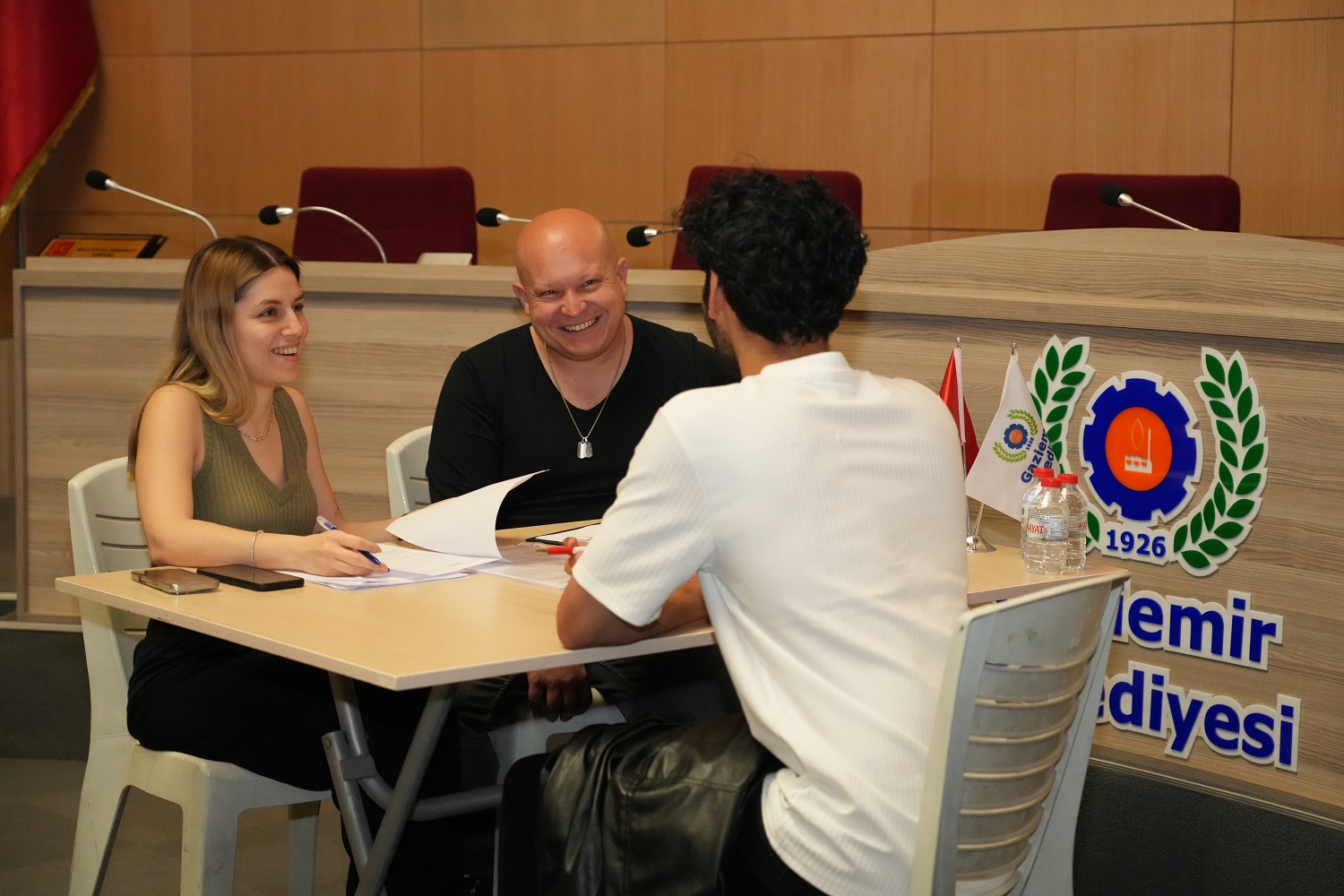 İş arayan yurttaşlarla personel arayan firmalar arasında köprü görevi gören