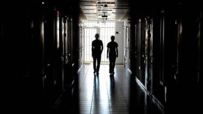 Çocuk adalet sistemine yönelik sertleşme çağrılarına karşı çıkan İzmir Barosu,