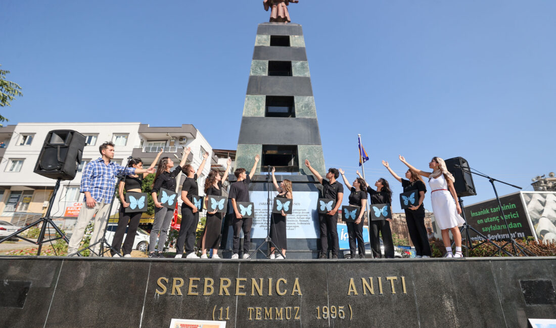 İnsanlık tarihinin en kara lekelerinden Srebrenitsa Soykırımı’nda katledilen canlar Buca’da