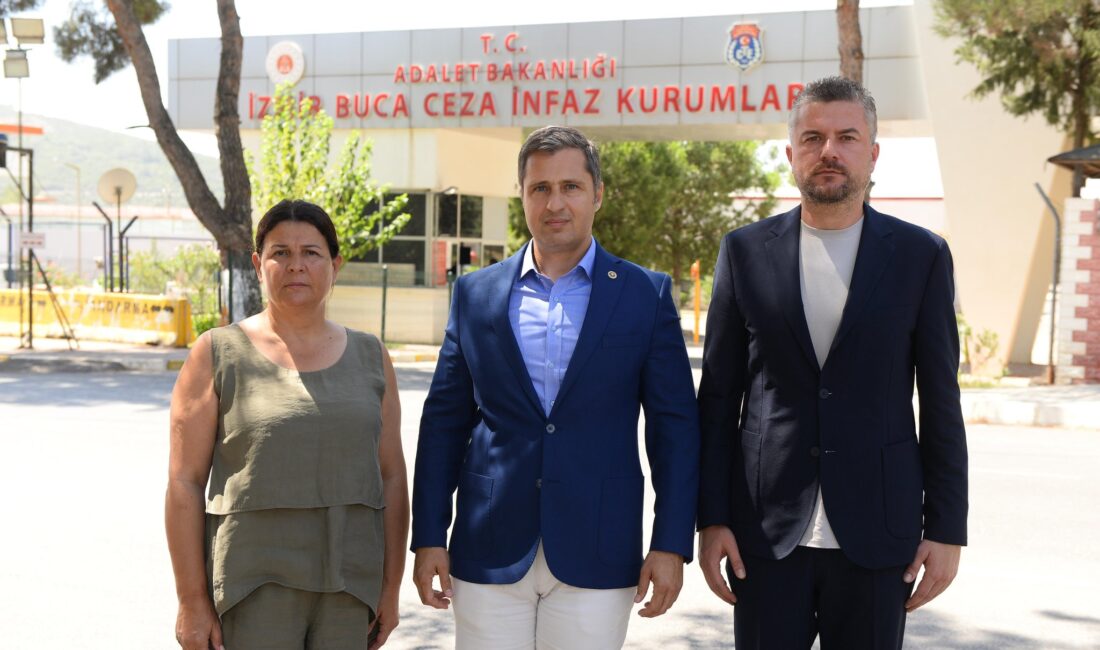 CHP Parti Sözcüsü ve İzmir Milletvekili Deniz Yücel, Buca Belediye