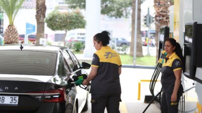 Karabağlar Belediyesi’nin atıl durumdaki akaryakıt istasyonunu dönüştürdüğü “Kadın ve Yeşil