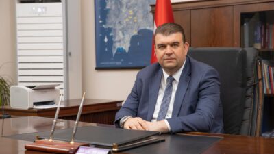 Seferihisar Belediyesi'ne yönelik yürütülen rüşvet soruşturması kapsamında gözaltına alınan Belediye