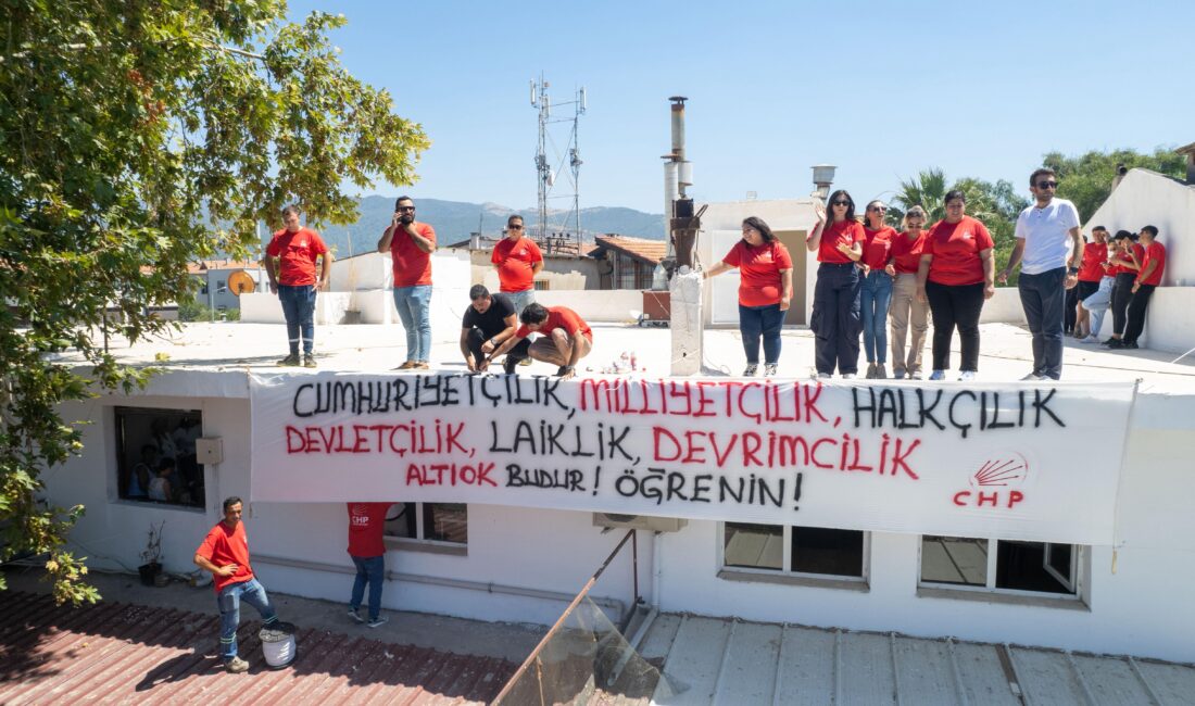 AKP Güzelbahçe İlçe Başkanı Halil Durankuş'un CHP'nin 6 oklu logosuna