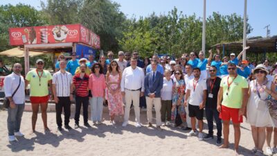 Seferihisar Belediyesi, Mavi Bayrak ödüllü Akkum Plajı’nda çevre bilincini artırmak