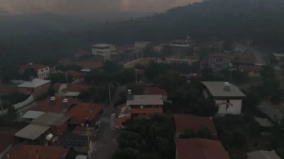 İzmir’in Buca ilçesi Zafer Mahallesi yakınlarındaki ormanda dün akşam saatlerinde