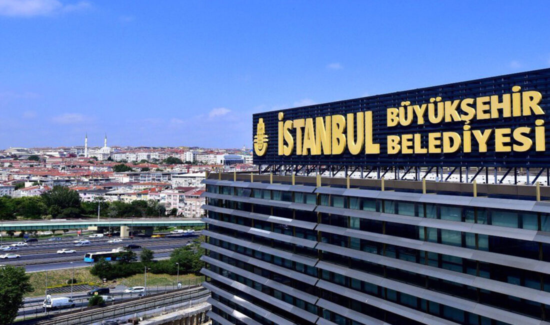 İstanbul Büyükşehir’e yönelik yeni operasyon: 10 kişi daha gözaltına alındı İBB'ye "yolsuzluk" suçlamasıyla başlatılan soruşturma kapsamında 10 kişi daha gözaltına