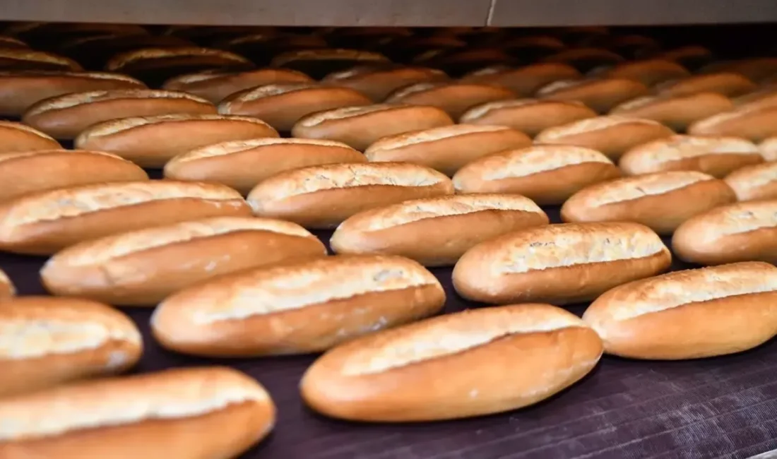 İzmir’de 200 gram ekmek, 1 Ağustos’tan itibaren 15 TL’ye satılacak.