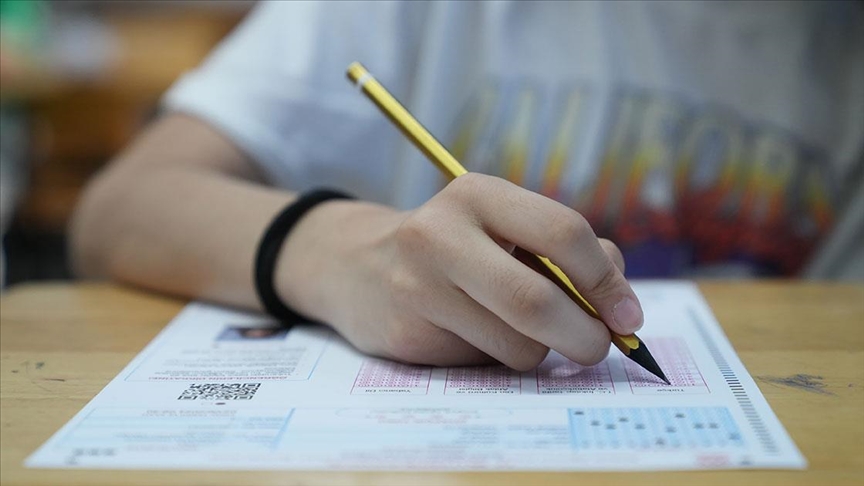 Milli Eğitim Bakanlığı (MEB), LGS'de 719 öğrencinin tam puan alarak