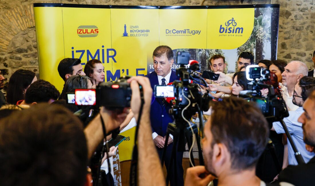 Basın mensuplarının kent gündemine ilişkin sorularını yanıtlayan İzmir Büyükşehir Belediye